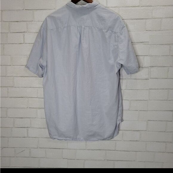 NWOT H&M full-button down short sleeve top - Picture 6 of 7